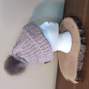 Women’s Muk Luks Faux Fur Pom Chenelle Beanie